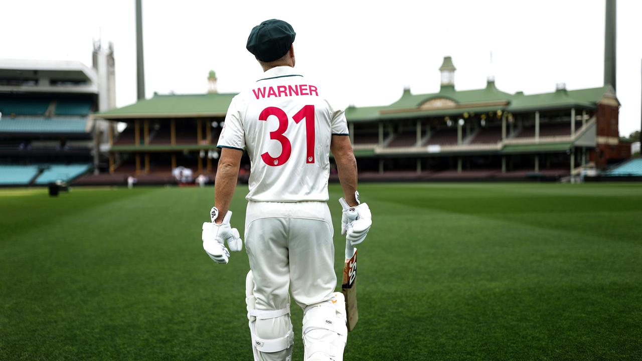 David Warner plays his final Test match in Sydney. Photo by Phil Hillyard