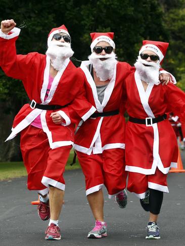 Ho-ho-ho, it’s go-go-go for Santas in annual charity run | The Mercury