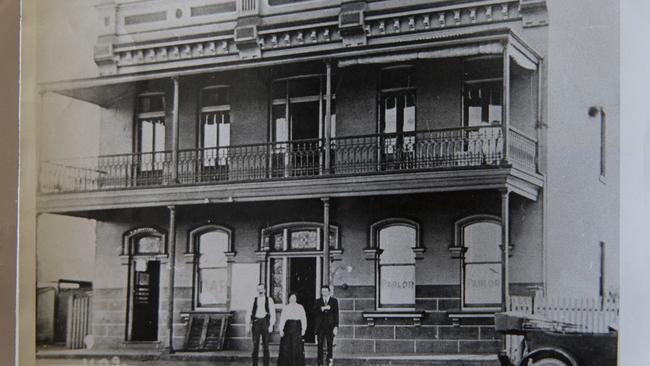 The Collingwood Hotel circa 1920s. Picture courtesy of City of Liverpool and District Historical Society.