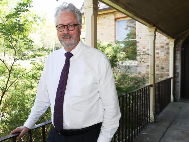 Daily Telegraph February 16/2/23. Sydney University Vice Chancellor Mark Scott on the grounds of Sydney University. Picture John Grainger