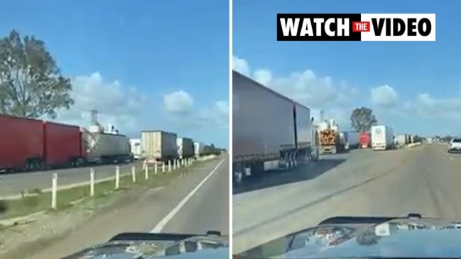 Truckies lining up at the SA border to get tested