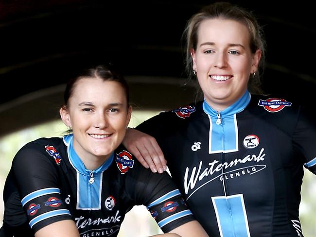 11/11/15 - Para cycling champions Carla Franson & Rachel Henderson - pic Mike Burton