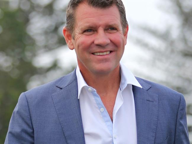 Former New South Wales premier Mike Baird is tipped to become the new chief executive at National Australia Bank, after two bosses resigned following a scathing report. 