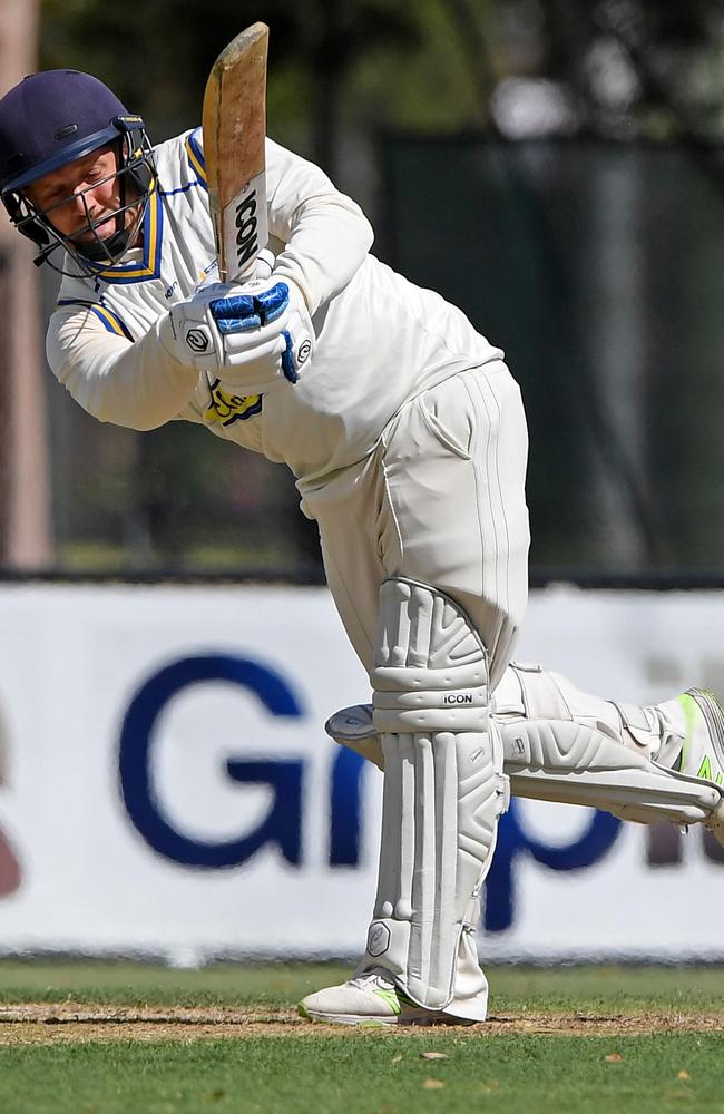 Noble Park’s Paul Hill clips through the on-side against Box Hill.