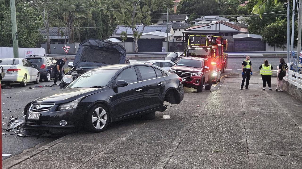 The impact caused a sedan to lose a wheel. Pic: Dustin Martin.