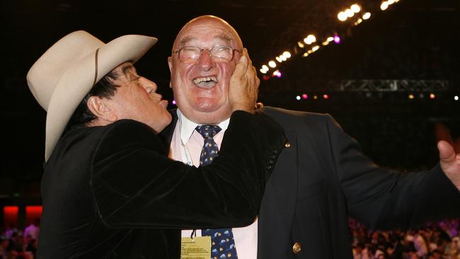 Was Billionaire Lindsay Fox behind the infamous Molly Meldrum mooning at the Elton John concert? He thinks so.