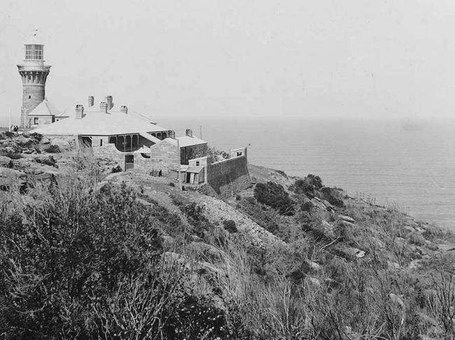 Barrenjoey Lighthouse in 1902. Photo State Library of NSW