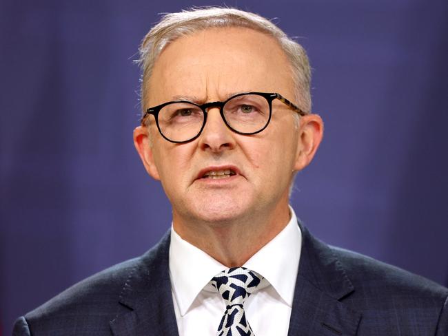 SYDNEY, AUSTRALIA - NewsWire Photos FEBRUARY 3, 2022: An angry leader of the Australian Labor Party Anthony Albanese pictured at a press conference in Sydney.Picture: NCA NewsWire / Damian Shaw