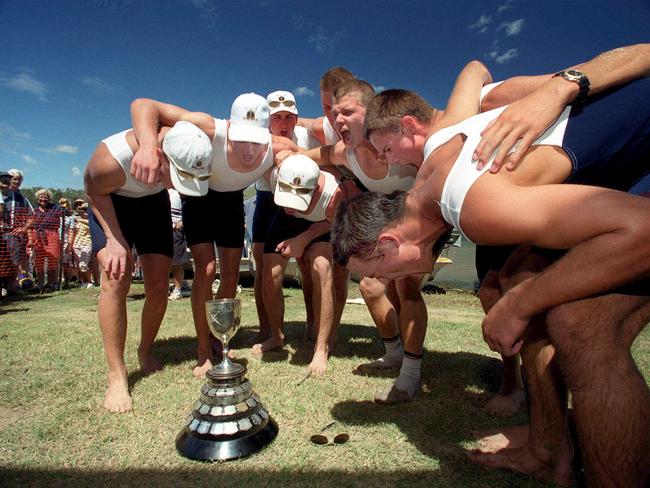 TSS Southport winning 8's crew with the O'Connor Cup at the 2000 GPS Head of the River at Wivenhoe Dam. Picture: David Kelly