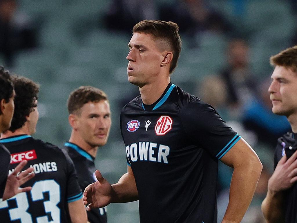 Jordon Sweet of the Power warming up tonight.. (Photo by Sarah Reed/AFL Photos via Getty Images)