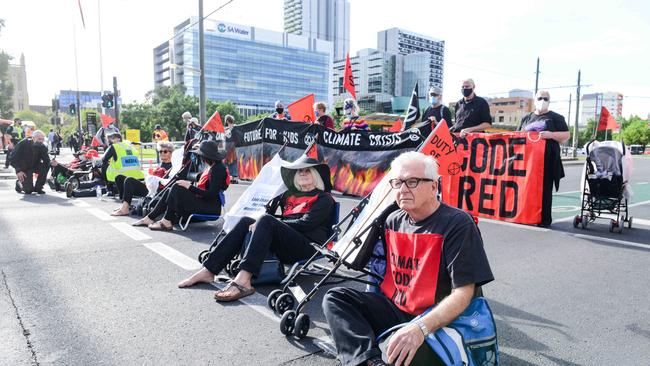 Extinction Rebellion began the protest about 8am on Wednesday. Picture: NCA NewsWire/Brenton Edwards