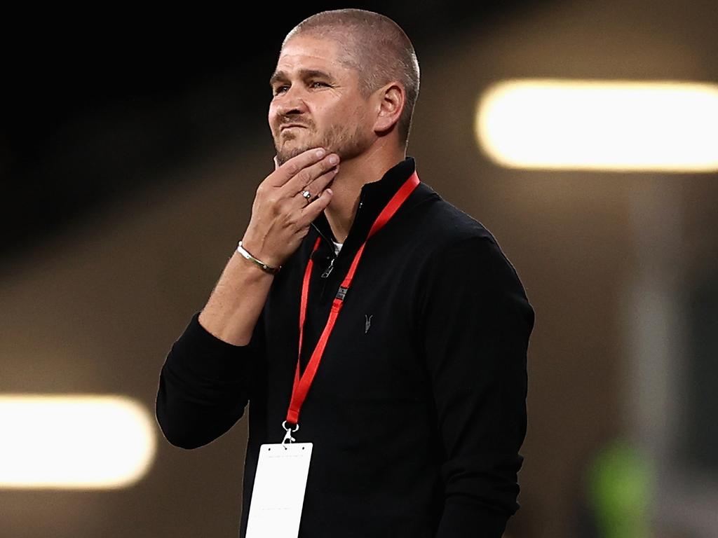 SYDNEY, AUSTRALIA - NOVEMBER 20: Wanderers coach Carl Robinson looks on during the A-League match between Western Sydney Wanderers and Sydney FC at CommBank Stadium, on November 20, 2021, in Sydney, Australia. (Photo by Cameron Spencer/Getty Images)