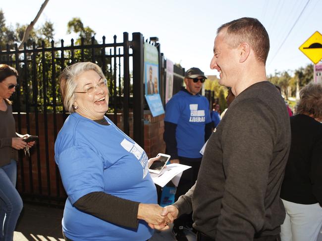Waverley Mayor Sally Betts talks to voters at Rose Bay Secondary College. Pic: AAP Image/Daniel Munoz