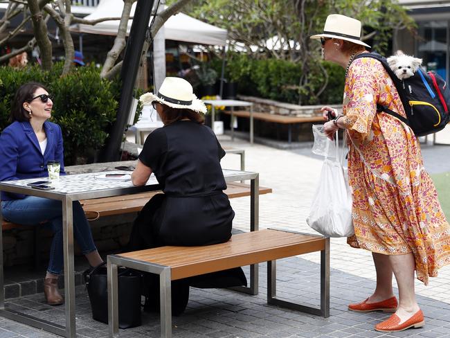 While chatting with The Sunday Telegraph on Saturday, locals were keen to tell Gladys Berejiklian that she had their support. Picture: Sam Ruttyn