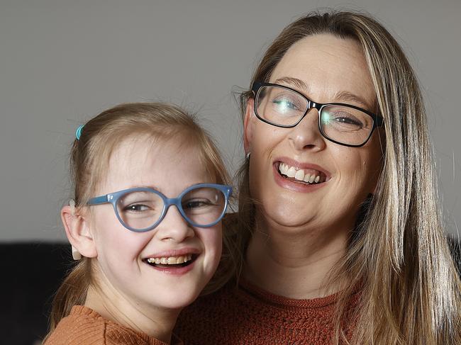 HOLD FOR SUNDAY HERALD SUNÃÃChristine Cherry and her 11-year-old daughter, Alexis, who were part of a national kidney exchange program when she was just three years old. It's for a story set to run nationally this Sunday as part of our ongoing DonateLife organ and tissue donation campaign.    Picture: Alex Coppel.