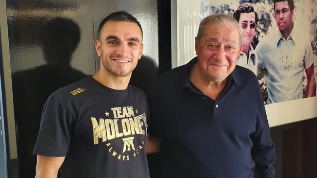 Aussie boxer Andrew Moloney &amp; his team discuss title robbery with Bob Arum in Las Vegas..