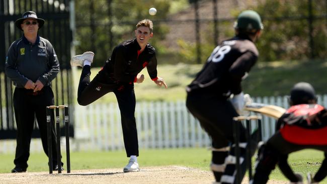 Essendon spin bowler James Seymour in action. Picture: Stuart Milligan