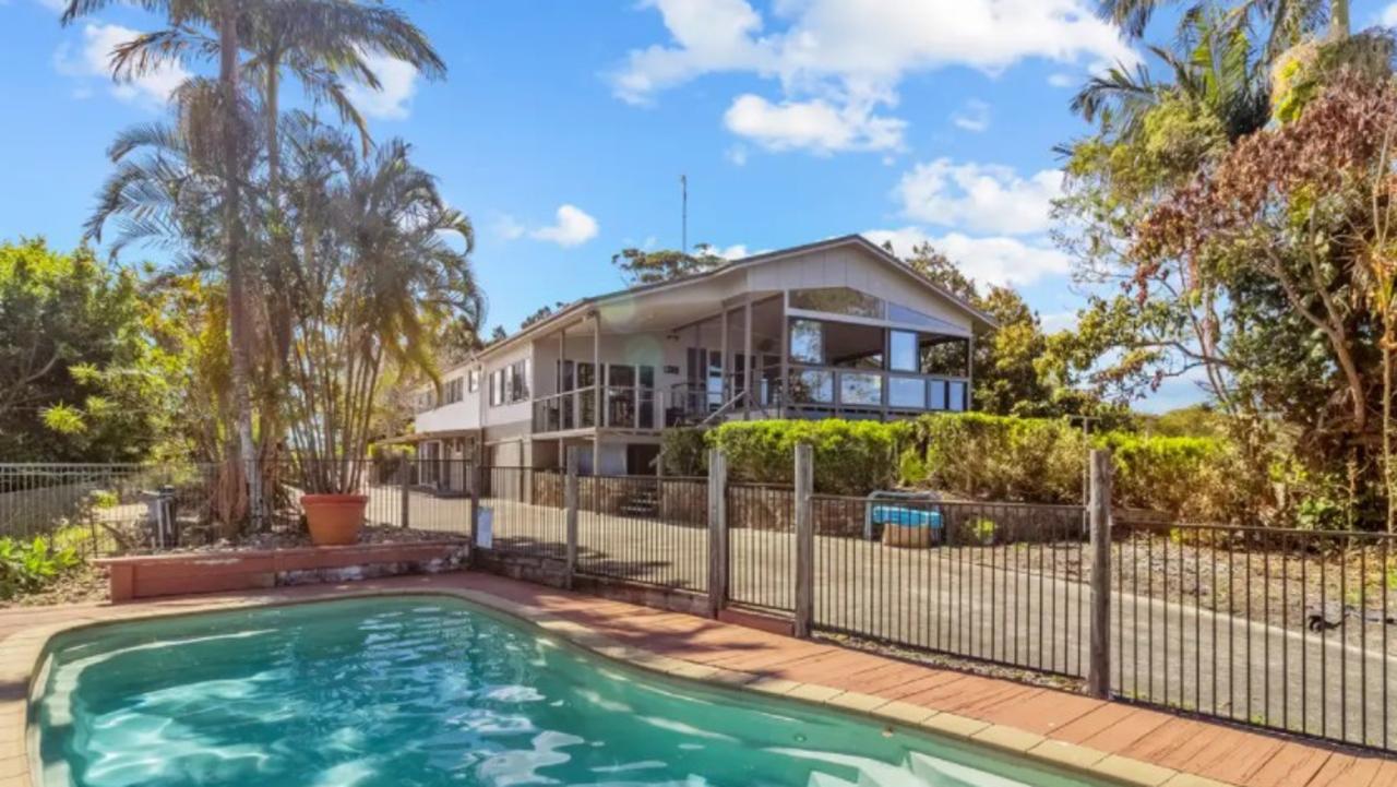 10 Luxury Sunshine Coast Homes Going Under The Hammer | The Courier Mail