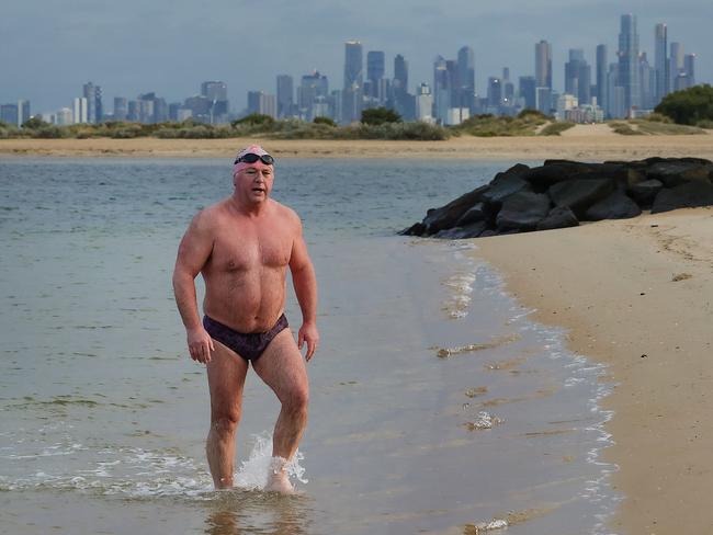 Greg Wallace makes his way back into shore. Picture: Ian Currie