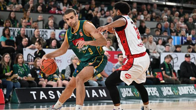 Jack McVeigh drives to the basket during a game against Perth Wildcats at MyState Bank Arena. Picture: Steve Bell/Getty Images