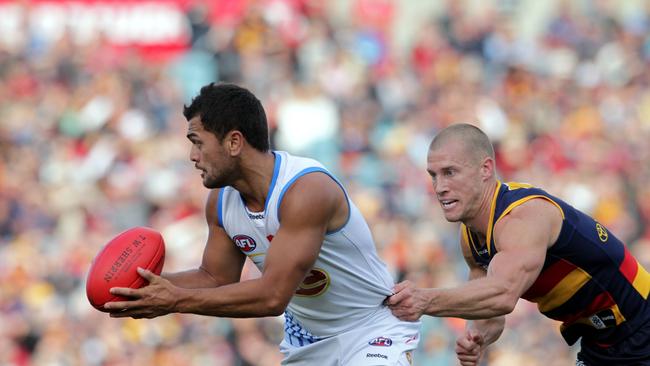 Karmichael Hunt playing for the Suns.