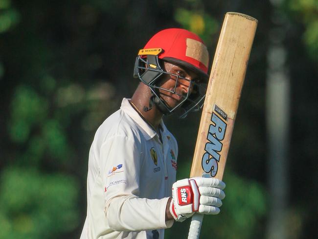 Waratah batter Ash Chandrasinghe brings up his fifth consecutive hundred against Tracy Village. Picture: Glenn Campbell.