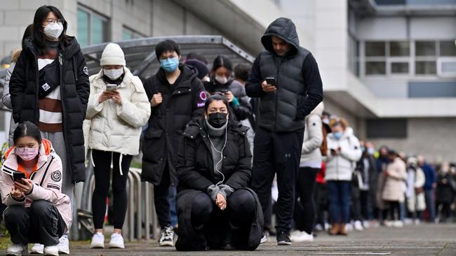 Lengthy queues at a Glasgow vaccination clinic. Picture: Getty Images