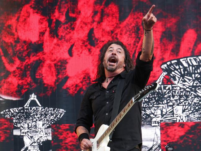 LONDON, ENGLAND - JUNE 20: Dave Grohl of The Foo Fighters performs on stage at London Stadium on June 20, 2024 in London, England. (Photo by Kevin Mazur/Getty Images for Foo Fighters)