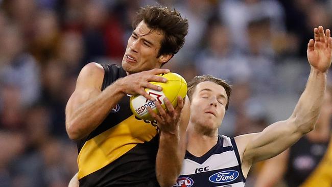 Alex Rance beats then Geelong small forward Lincoln McCarthy to a mark in Round 21, 2016.