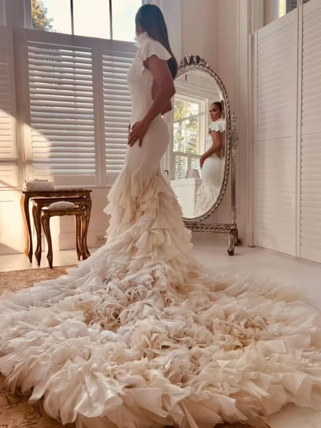 Jennifer Lopez in her main Ralph Lauren-designed wedding gown. Picture: OntheJLo.com