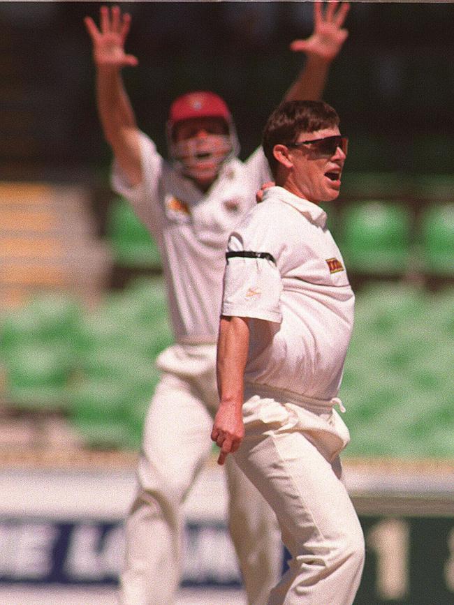 Paul Jackson appeals successfully with Trevor Barsby for LBW against Murray/Goodwin. action shield