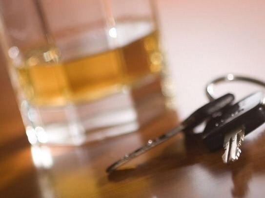 Drink driver gets behind the wheel 300m from home