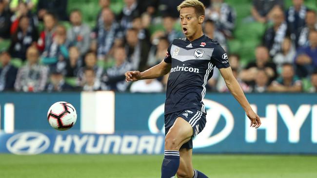 Melbourne playmaker Keisuke Honda in action during Victory’s win over the Mariners at AAMI Park. Picture: Getty Images