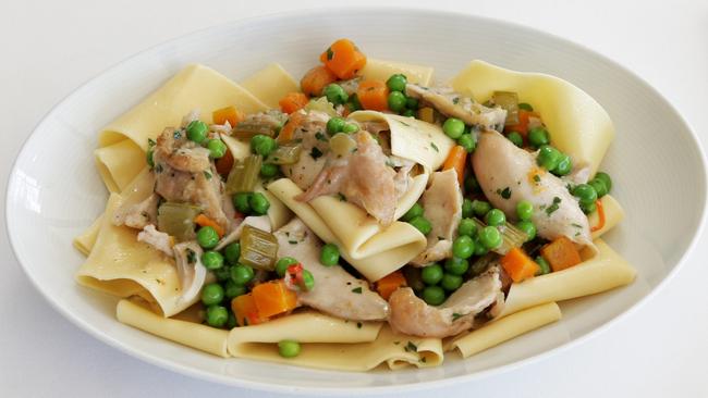 Braised rabbit with white wine and peas