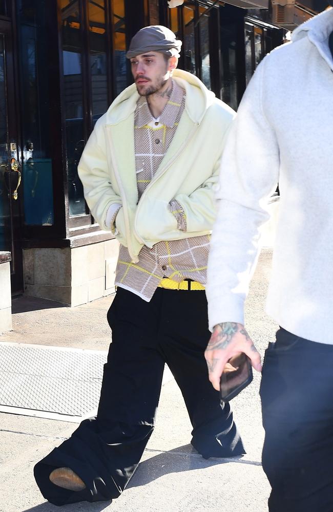 Justin Bieber looked dishevelled as he stepped out to lunch at Bar Pitti in New York on February 1. Picture: JosiahW / BACKGRID