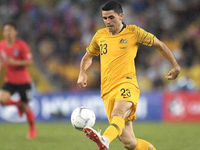 BRISBANE, AUSTRALIA - NOVEMBER 17: Tom Rogic of Australia controls the ball during the International Friendly match between the Australian Socceroos and Korea Republic at Suncorp Stadium on November 17, 2018 in Brisbane, Australia. (Photo by Albert Perez/Getty Images)