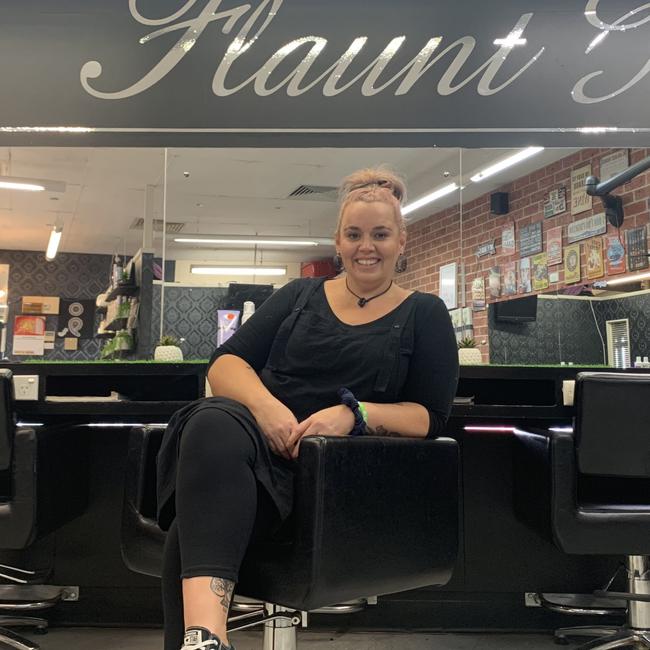 Suzy from Flaunt It Hair and Beauty, Kurri Kurri.