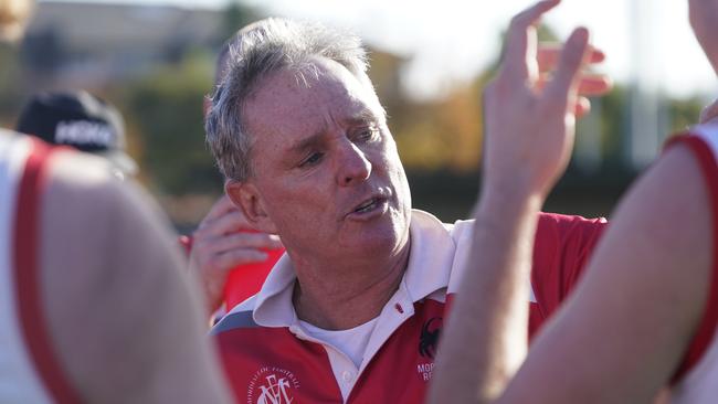 SFNL football: Mordialloc v St Paul's McKinnon. Mordialloc coach addressing players. Picture: Valeriu Campan