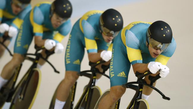 Australia's Jack Bobridge, Alexander Edmondson, Michael Hepburn and Sam Welsford pushed Great Britain all the way in the team pursuit final.