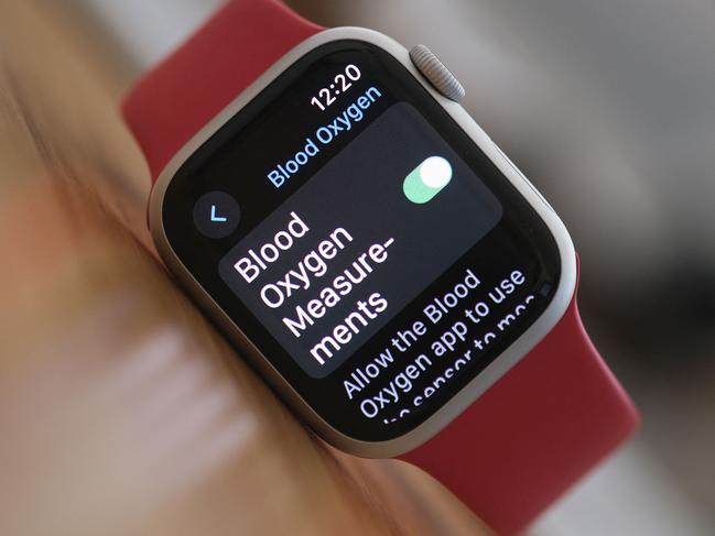 An Apple Watch 9 displaying blood-oxygen level detection settings. Picture: AFP