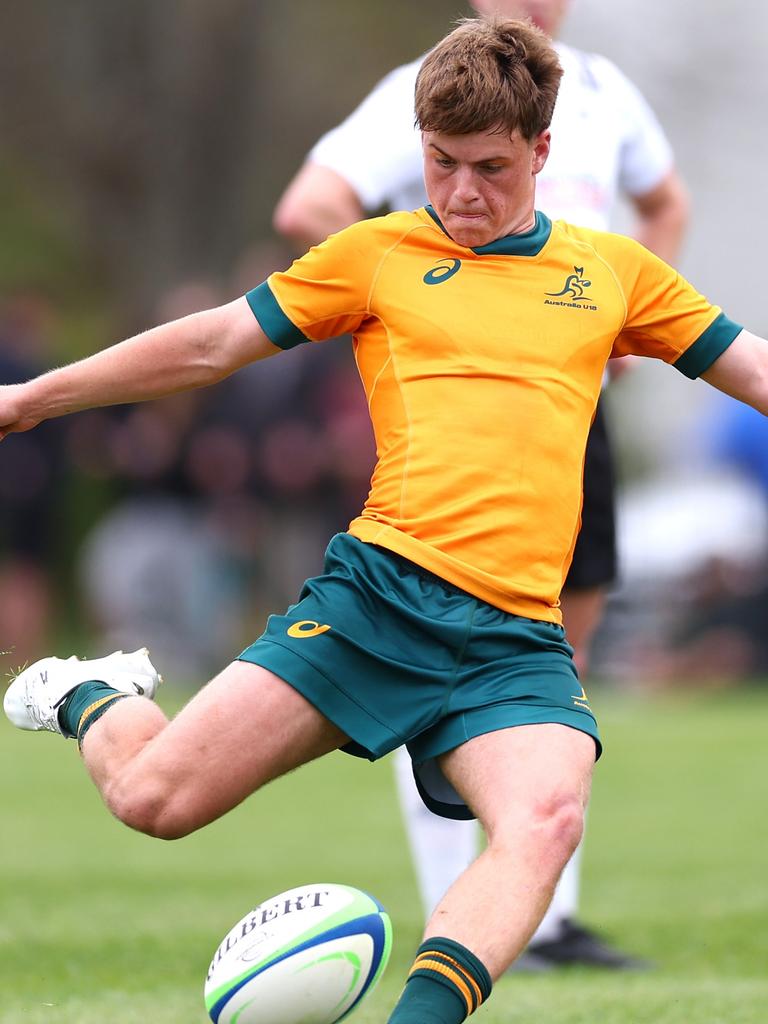 Jonty Fowler playing for Australia U18s.