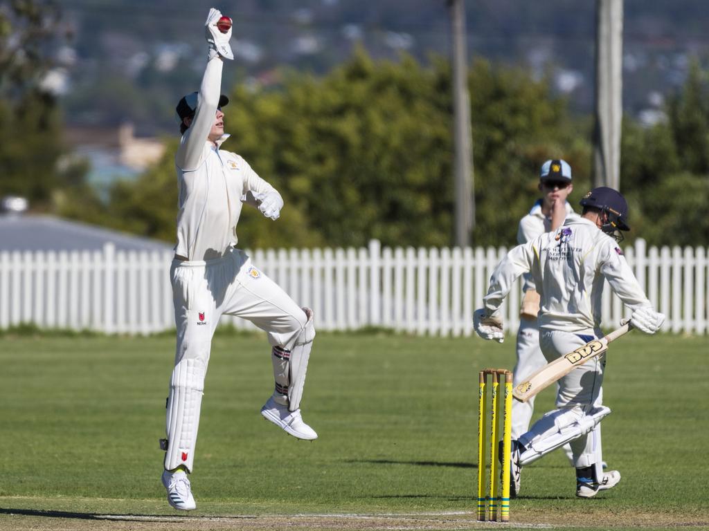 Western Districts wicketkeeper Matthew Nunn. Picture: Kevin Farmer.