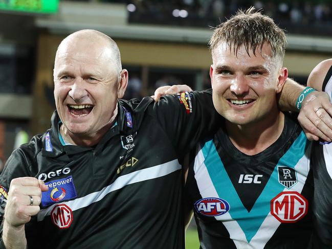 AFL FINALS - Thursday, 1st October, 2020, First Qualifying Final. Port Adelaide v Geelong Cats at the Adelaide Oval. Port Adelaide coach Ken Hinkley with Ollie Wines after the win Picture: Sarah Reed