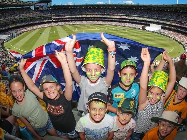 Big crowd change for Boxing Day Test, Australian Open