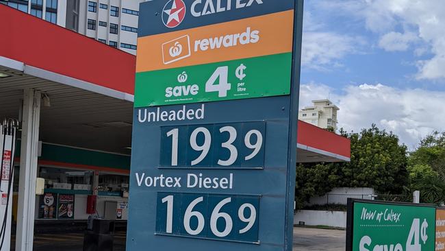 Petrol prices on display at a Caltex servo on the Gold Coast Highway in Labrador on November 18, 2021. Picture: Keith Woods