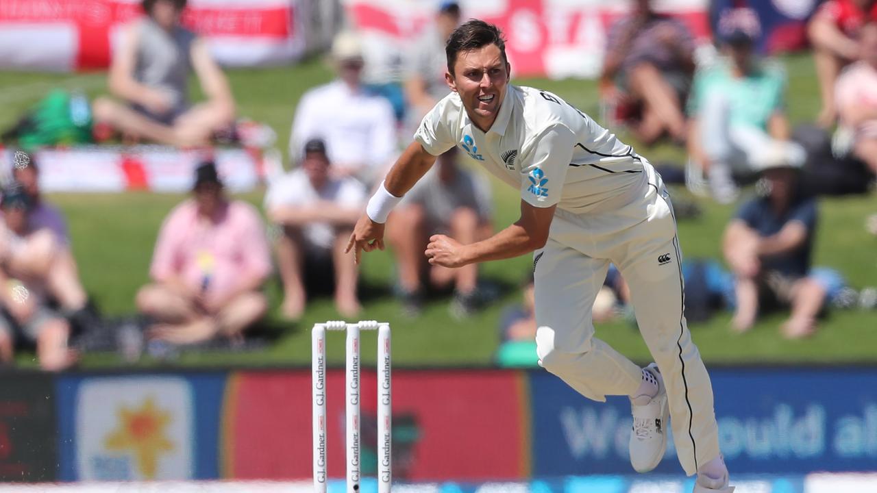 In-doubt Boult is racing the clock to play the first Test in Perth.