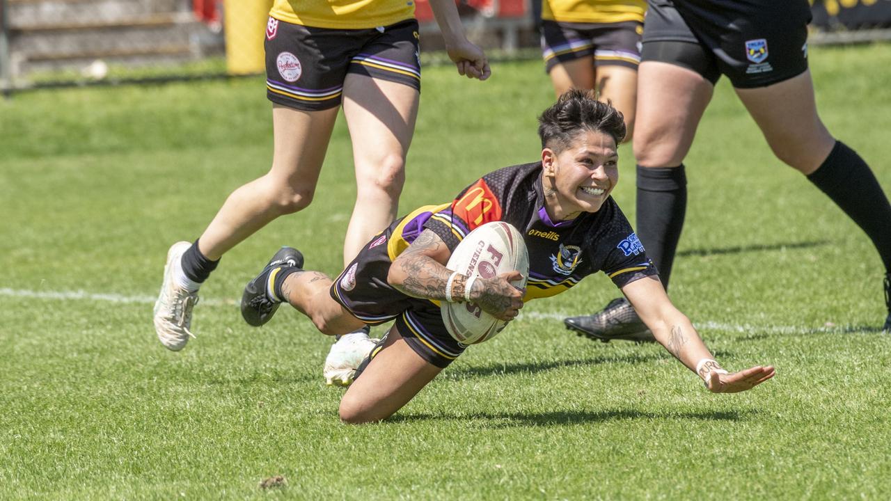 Courtney Robinson scores a try for Gatton. TRL Womens open final Gatton vs Newtown. Thursday, September 15, 2022. Picture: Nev Madsen.