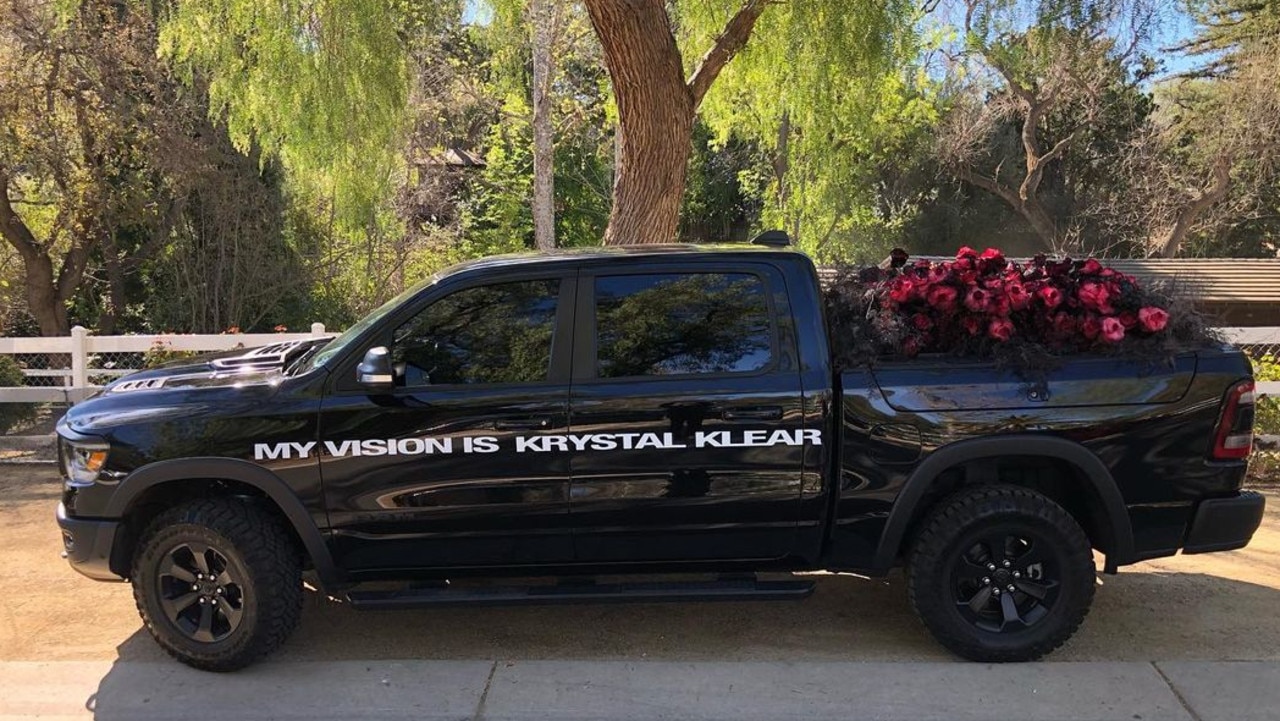 Kanye tagged Kim in this post, showing the rose-filled truck outside her house.