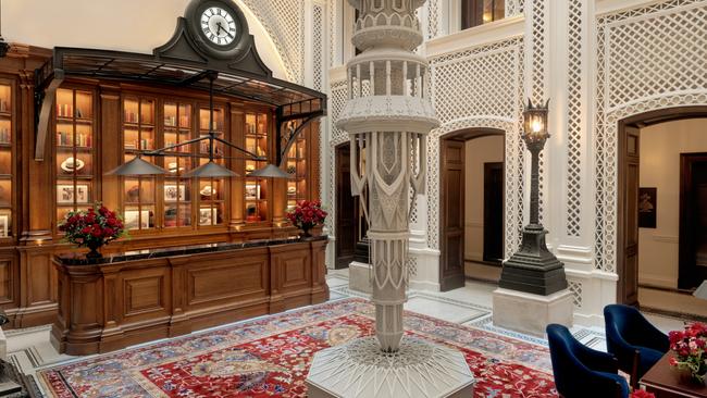 The concierge desk at the historical icon.