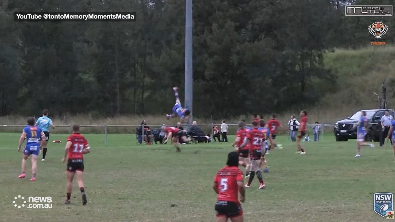 Player lands head first after sickening tackle